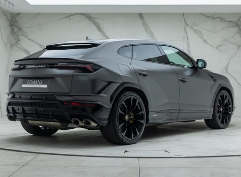 Lamborghini Urus S 6