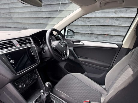 Volkswagen Tiguan 1.5 Tiguan Match TSi Evo 5dr 37