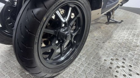 Yamaha Tricity 300 2024 ONLY 443 MILES!! 3 WHEELER TRIKE RIDE ON A CAR LICENCE 300CC 27