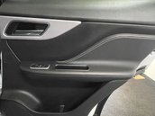 Jaguar F-Pace 2.0 F-PACE R-Sport AWD D Auto 4WD 5dr 28