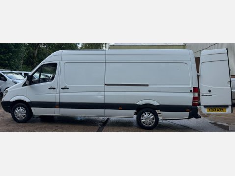 Mercedes-Benz Sprinter 2.1 313 CDi Panel Van 5dr Diesel Manual RWD L3 H3 (129 bhp) 22