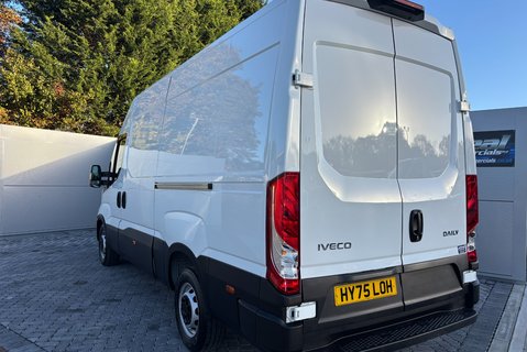 Iveco Daily 35S14V 3520L Business Hi-Matic Panel Van 2
