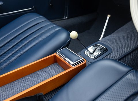 Mercedes-Benz 280 SL W113 Pagoda 29