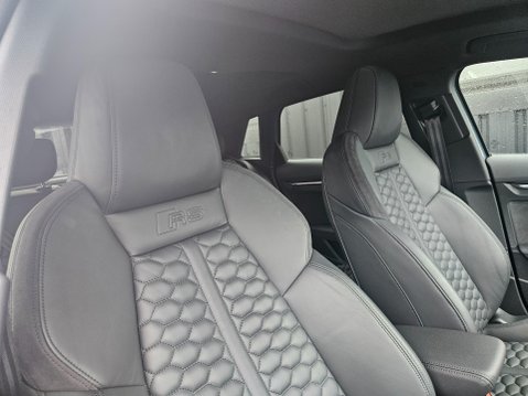 Audi A3 RS 3 TFSI QUATTRO VORSPRUNG 12