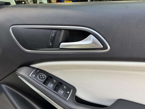 Mercedes-Benz A Class 1.6 A 160 SE 5dr 56