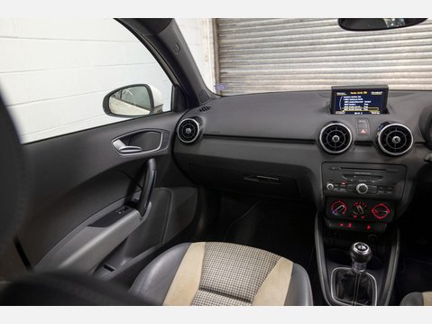 Audi A1 1.2 TFSI Sport Sportback Euro 5 (s/s) 5dr 22