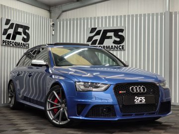 Audi RS4 4.2 FSI V8 Estate 5dr Petrol S Tronic quattro Euro 5 (450 ps)
