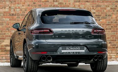 Porsche Macan GTS 3