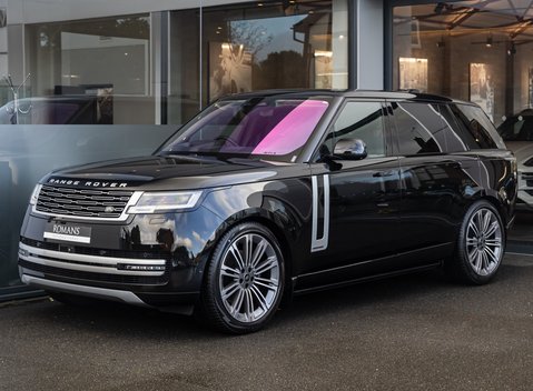 Land Rover Range Rover D350 AUTOBIOGRAPHY LWB 7 Seater 2