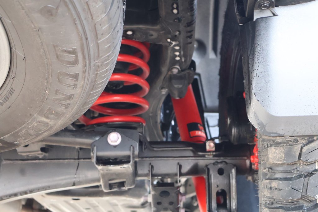 Toyota Land Cruiser 2026 COMMERCIAL 2 inch  lift 22  wheels roof light Seeker styled Rear seats 27