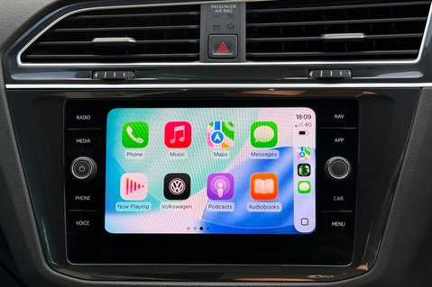 Volkswagen Tiguan R-LINE TECH TSI EVO DSG -CAMERA -FULL VW SERVICE HISTORY  7