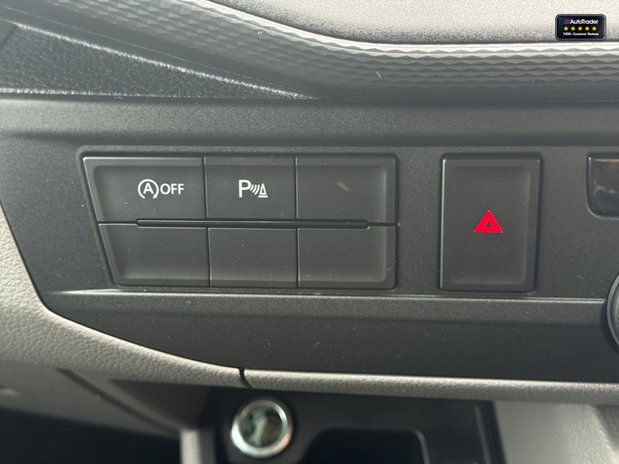 Volkswagen Transporter AUTO Crew Cab 204ps SWB L1H1 T32 Kombi Highline Air Con Cam EURO 6 40