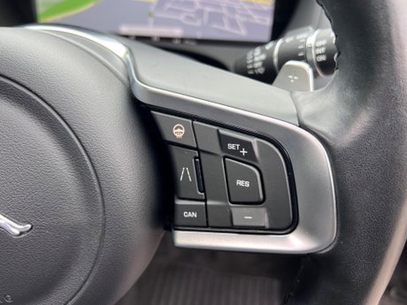 Jaguar F-Pace 2.0 D180 R-Sport Auto AWD Euro 6 (s/s) 5dr 8