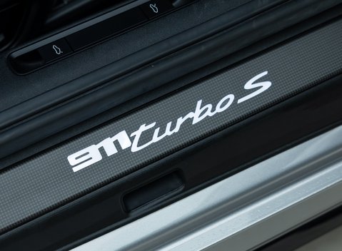 Porsche 911 Turbo S (992) 27