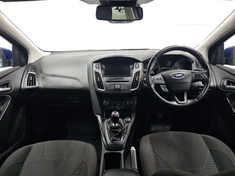 Ford Focus 1.0 Titanium 5dr 2