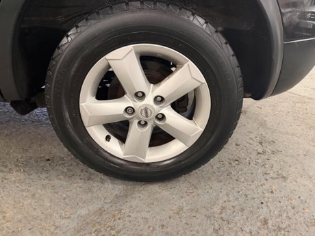 Nissan Qashqai 1.6 Visia 2WD 5dr 18