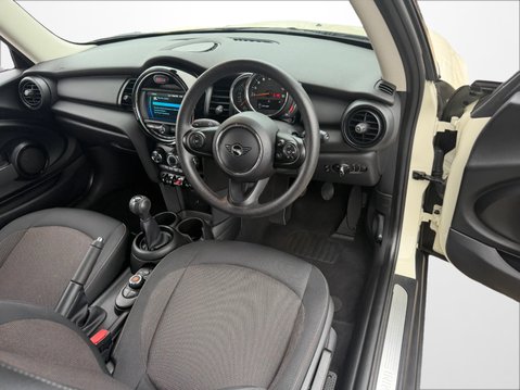 Mini Hatchback 1.5 One Classic II 3dr 19