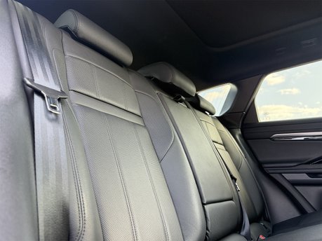 Land Rover Range Rover Evoque EDITION Plug-in Petrol Hybrid 53
