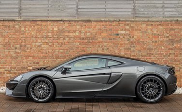 McLaren 570 2