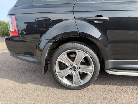 Land Rover Range Rover Sport 3.0 SD V6 SE SUV 5dr Diesel Auto 4WD Euro 5 (255 bhp) 12