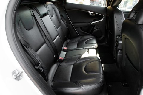 Volvo V40 D3 INSCRIPTION 34