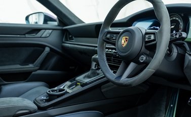 Porsche 911 GT3 (992) 10