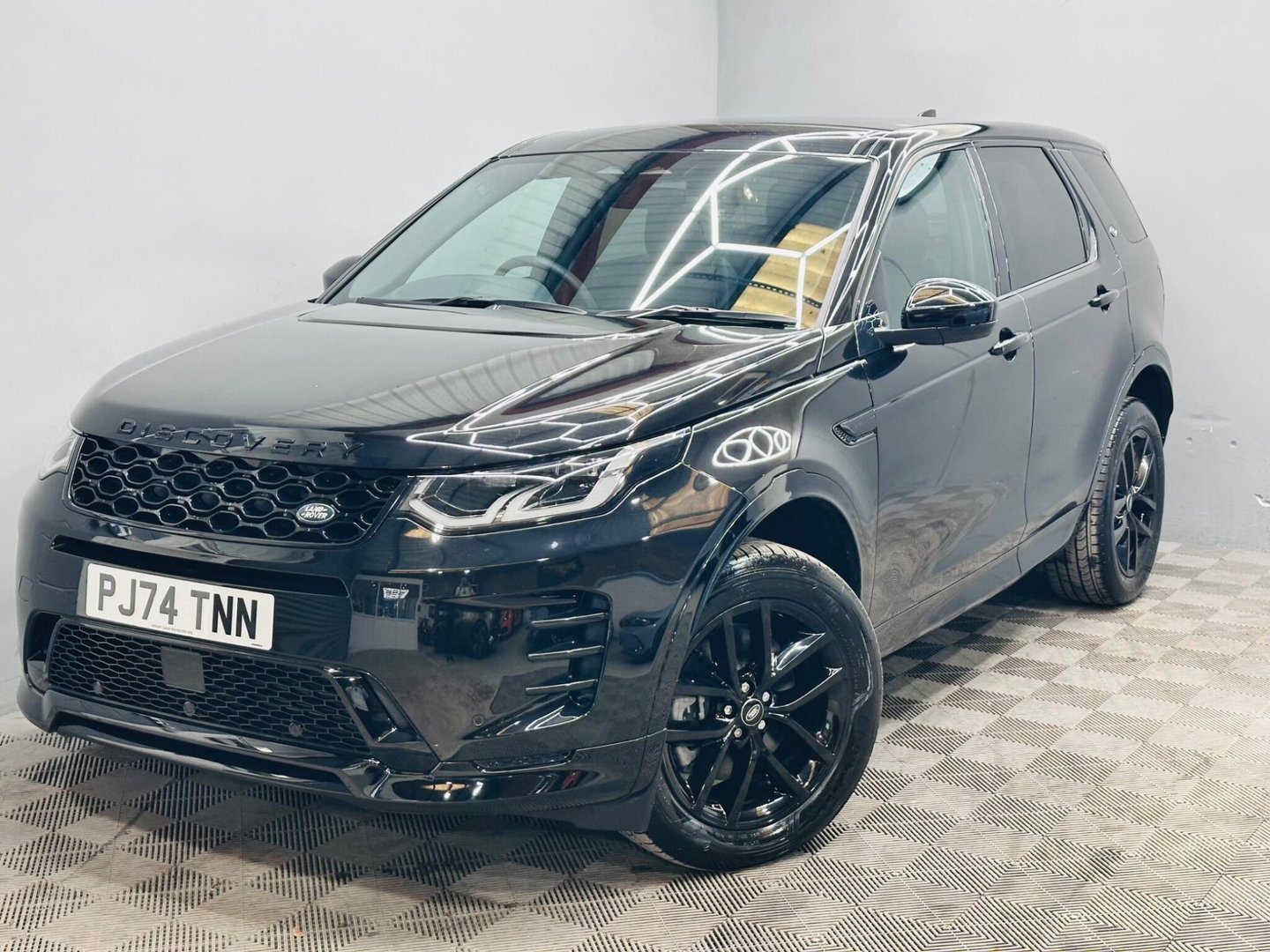 2024 Land Rover Discovery Sport