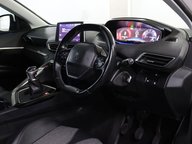 Peugeot 3008 PURETECH S/S ALLURE 5