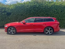 Volvo V60 2.0 D4 Inscription Pro Estate 5dr Diesel Auto Euro 6 (s/s) (190 ps) 32
