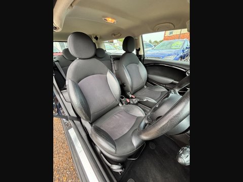 Mini Clubman 1.6 Cooper D Euro 5 (s/s) 5dr 22