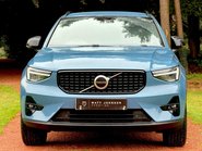 Volvo XC40 B4 PLUS 4