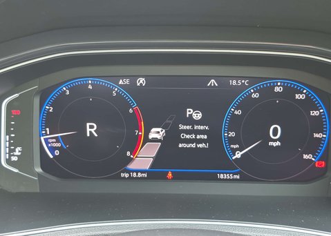 Volkswagen T-Roc 2.0 T-Roc SEL TSi 4Motion Semi-Auto 4WD 5dr 61