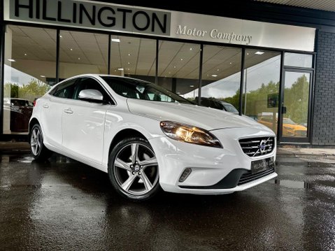 Volvo V40 1.6 T2 R-Design Euro 5 (s/s) 5dr 3