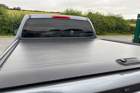 Isuzu D-Max DL40 1.9 TD Double Cab 4x4 Pickup - Roller Shutter 11