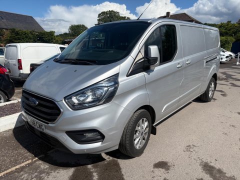 Ford Transit Custom 300 LIMITED P/V L2 H1 7