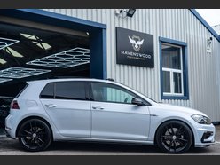 Volkswagen Golf 2.0 Golf R TSi Semi-Auto 4WD 5dr 3
