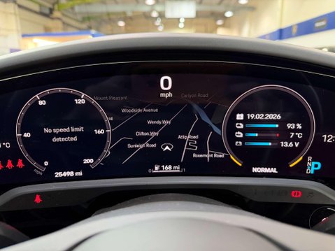 Porsche Taycan Performance Plus 93.4kWh 4S Cross Turismo 5dr Electric Auto 4WD (571 ps) 27