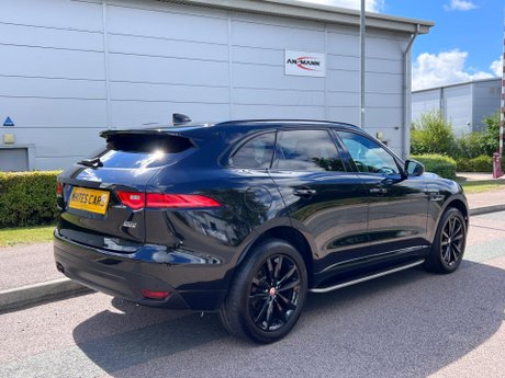 Jaguar F-Pace 2.0 D180 Chequered Flag Auto AWD Euro 6 (s/s) 5dr 3