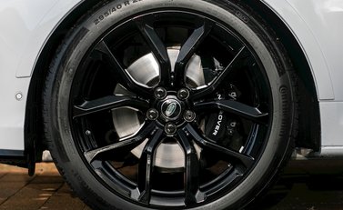 Land Rover Range Rover Sport 5.0 SVR 10