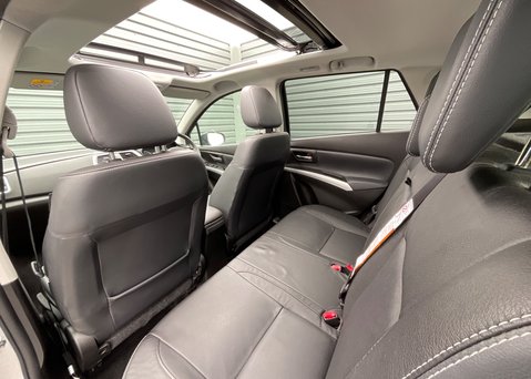 Suzuki S-Cross SZ5 BOOSTERJET ALLGRIP MHEV 18