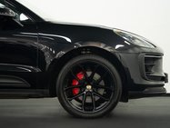 Porsche Macan 2.9T V6 S SUV 5dr Petrol PDK 4WD Euro 6 (s/s) (380 ps) 34