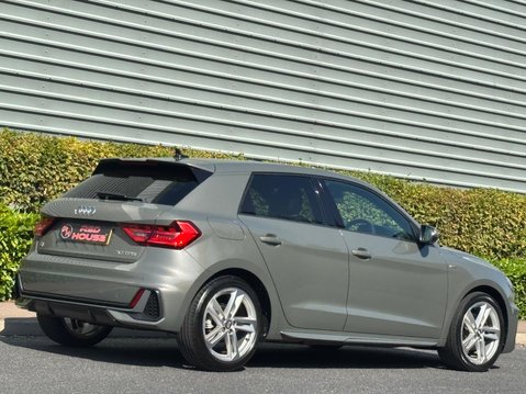 Audi A1 SPORTBACK TFSI S LINE 6