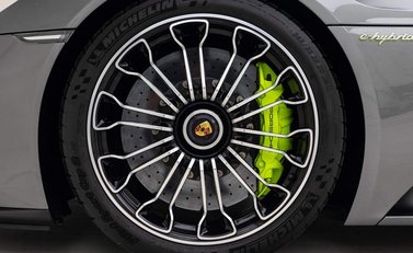 Porsche 918 Spyder 16