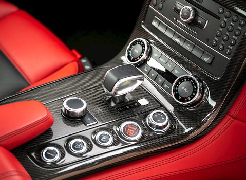 Mercedes-Benz SLS AMG 20