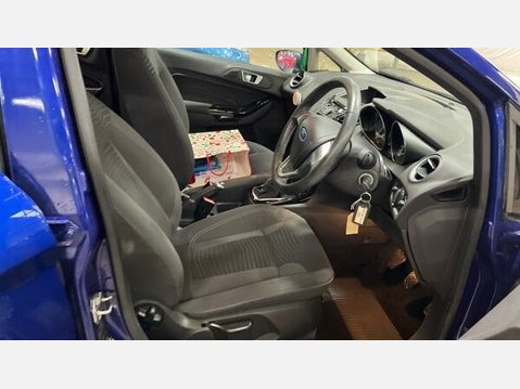Ford Fiesta 1.0T EcoBoost Zetec Euro 6 (s/s) 5dr 5