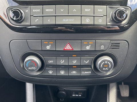 Kia Venga 1.6 ISG 3 5dr 28