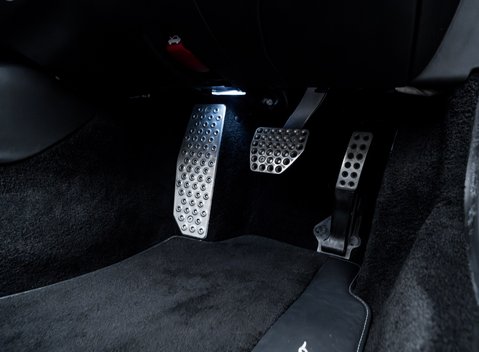 Ferrari Portofino 31