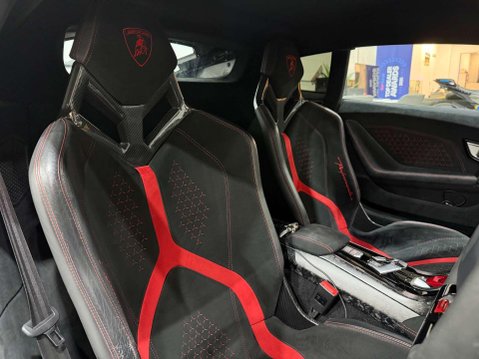 Lamborghini Huracan 5.2 V10 LP 640-4 Performante Coupe 2dr Petrol LDF 4WD Euro 6 (s/s) (640 ps) 6