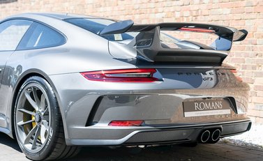 Porsche 911 GT3 (991.2) 21