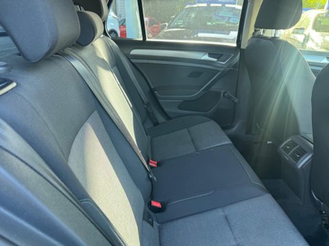 Volkswagen Golf 1.6 TDI BlueMotion Tech S Euro 5 (s/s) 5dr 22